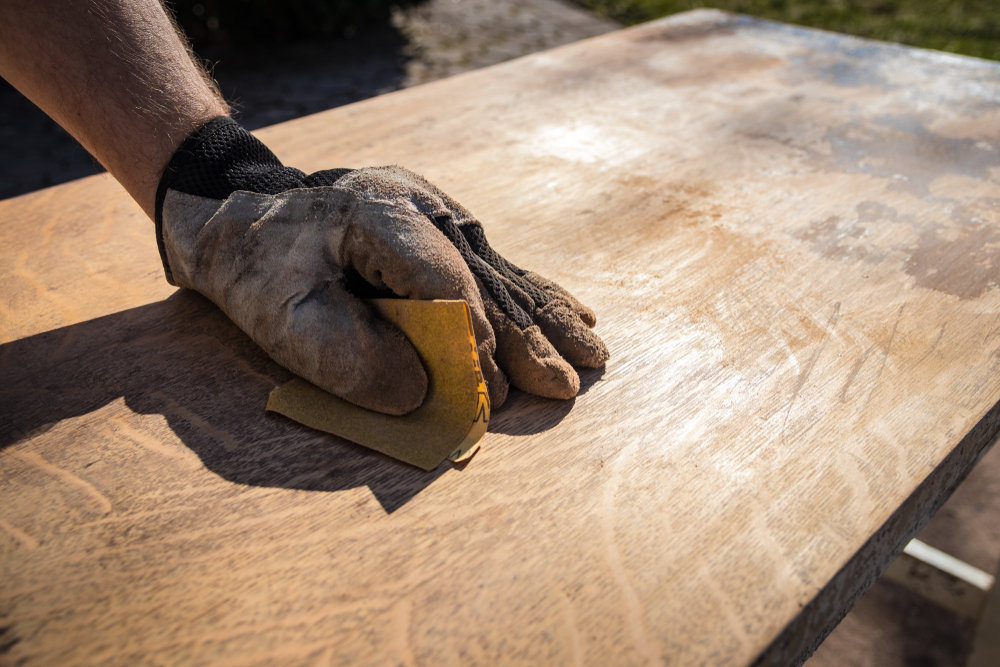 Final Inspection and Reinstallation: We carefully inspect the finished cabinets and reinstall them with precision.